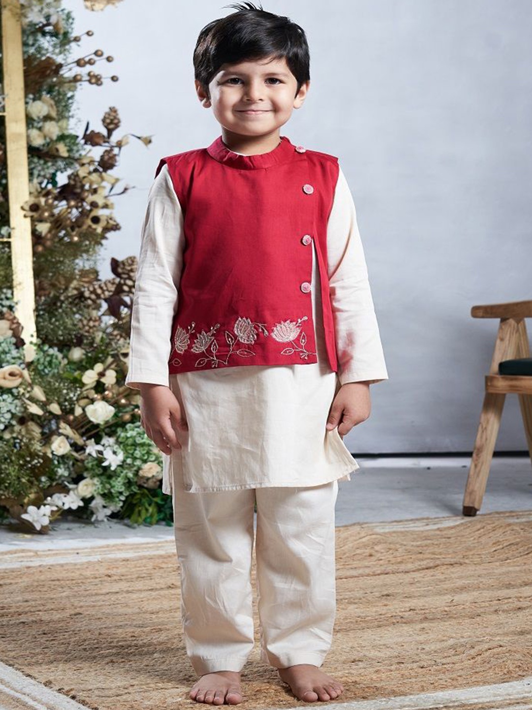 

Vivedkids Boys Round Neck Pure Cotton Straight Kurta With Pyjamas, Pink
