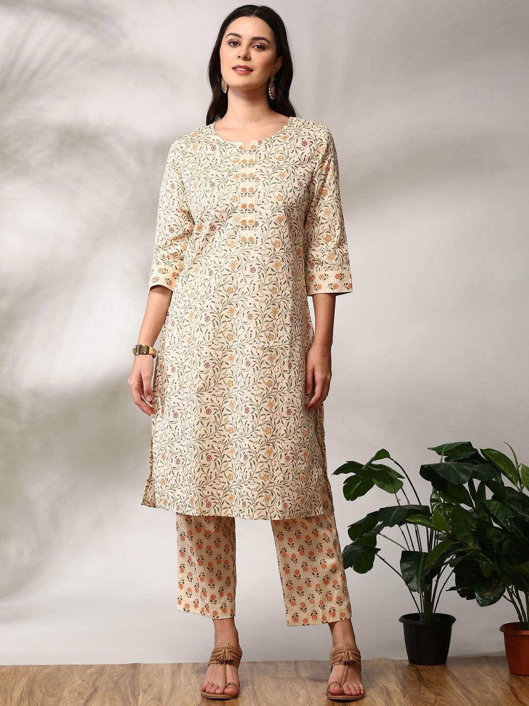 

Anouk Floral Printed Regular Pure Cotton Straight Kurta with Trousers, Cream