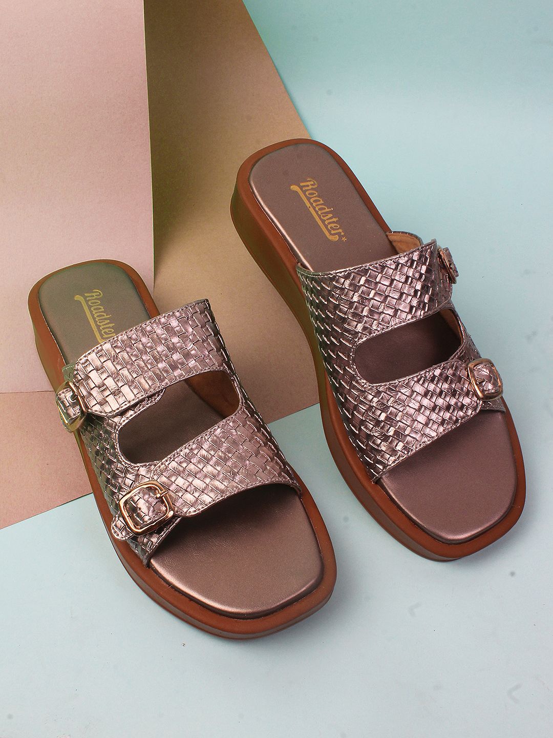 

Roadster Women Open Toe Flats, Rose gold