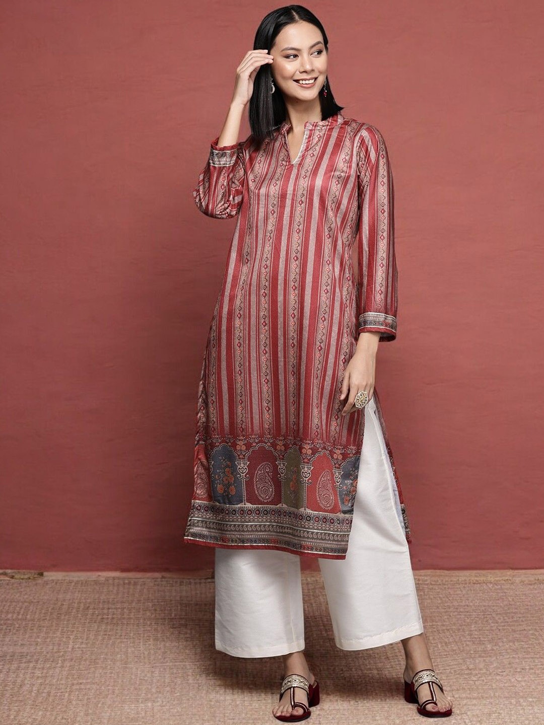 

Ahalyaa Maroon Striped Mandarin Collar Velvet Straight Kurta