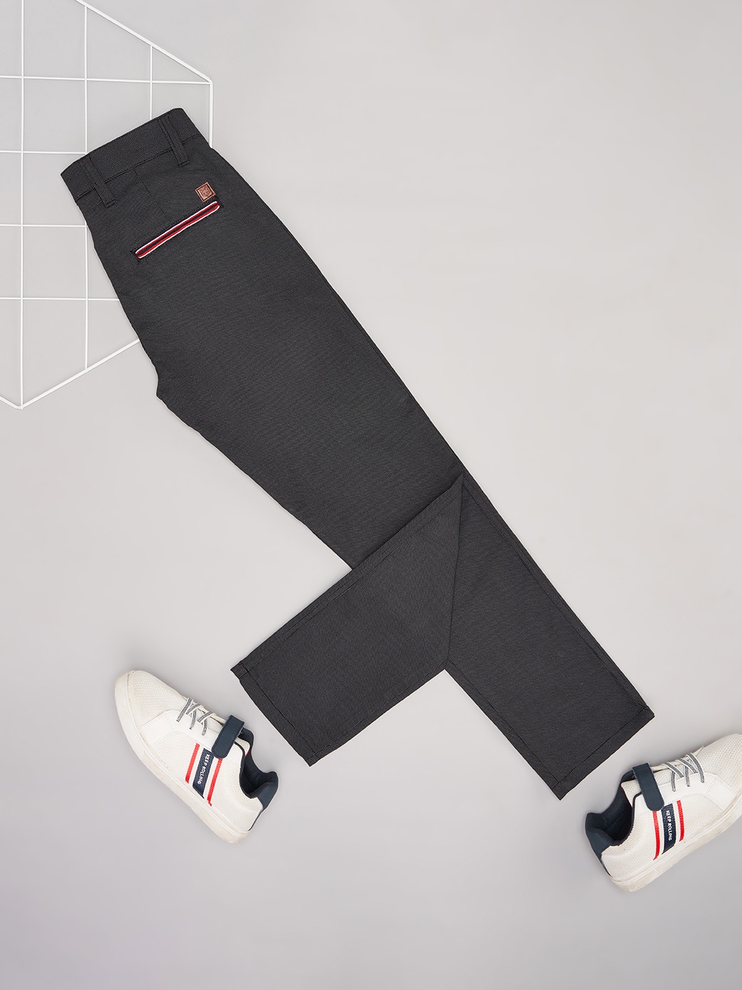 

Pantaloons Junior Boys Mid-Rise Regular Trousers, Black