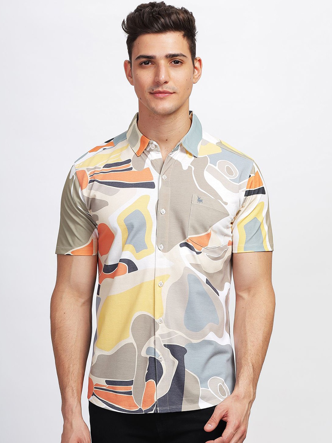 

BULLMER Abstract Printed Short Sleeves Shirt & Trouser, Khaki