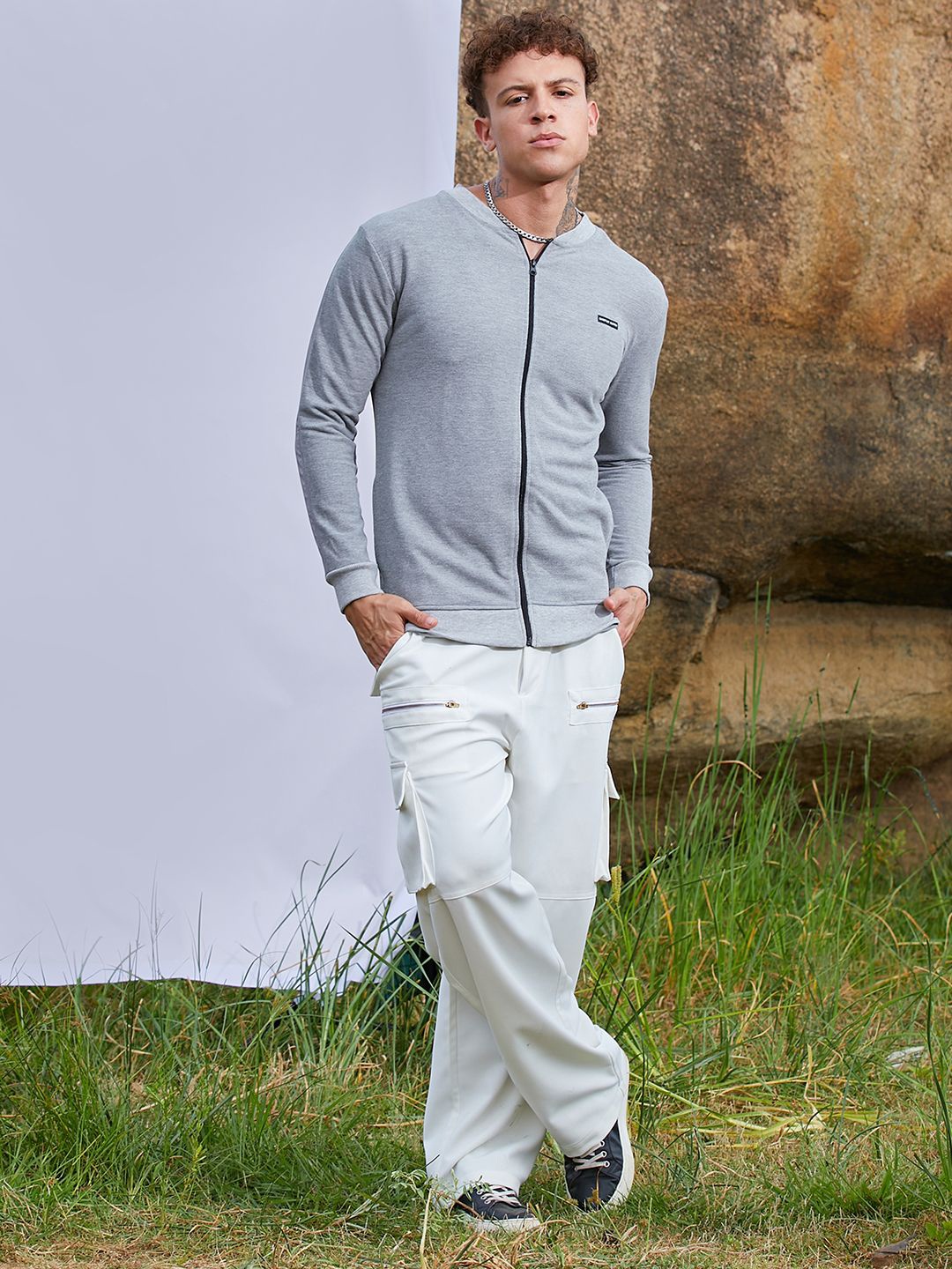 

Campus Sutra Men Round Neck Cotton Sweaters, Grey