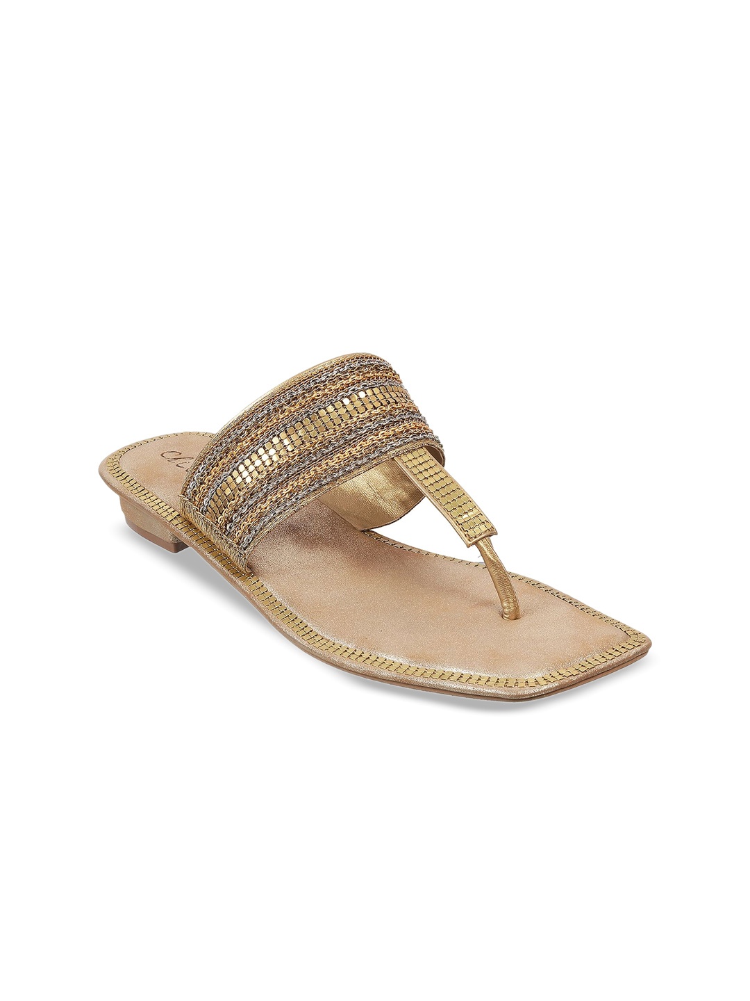 

Cheemo Women Embellished Ethnic Block Sandals, Gold