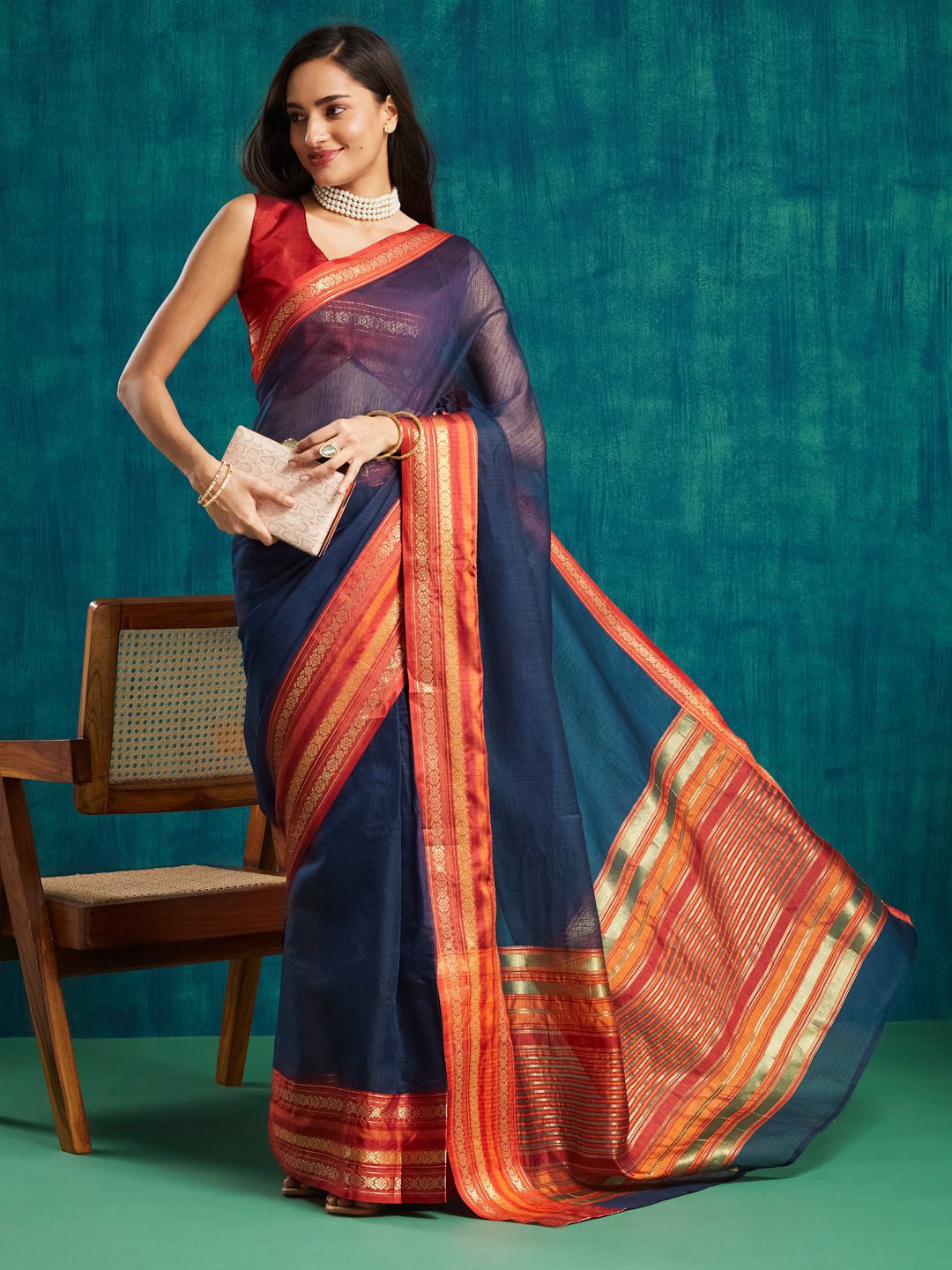 

RACHNA Woven Design Zari Ready to Wear Kanjeevaram Saree, Navy blue