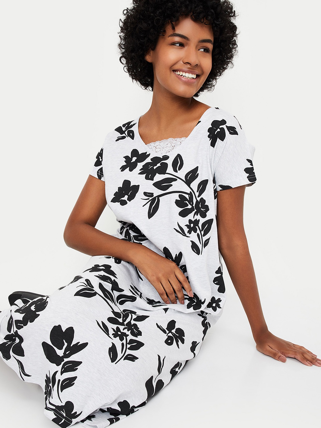

max Floral Printed Nightdress, Grey