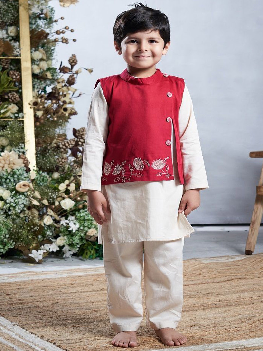 

Vivedkids Boys Round Neck Pure Cotton Straight Kurta With Pyjamas, Beige