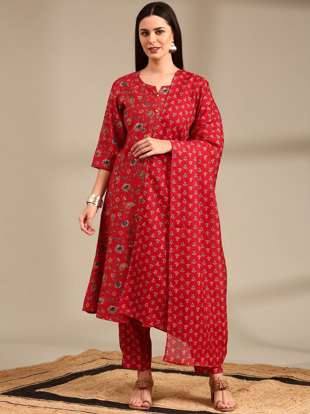 

Anouk Floral Printed Regular A-Line Kurta with Trousers & Dupatta, Red