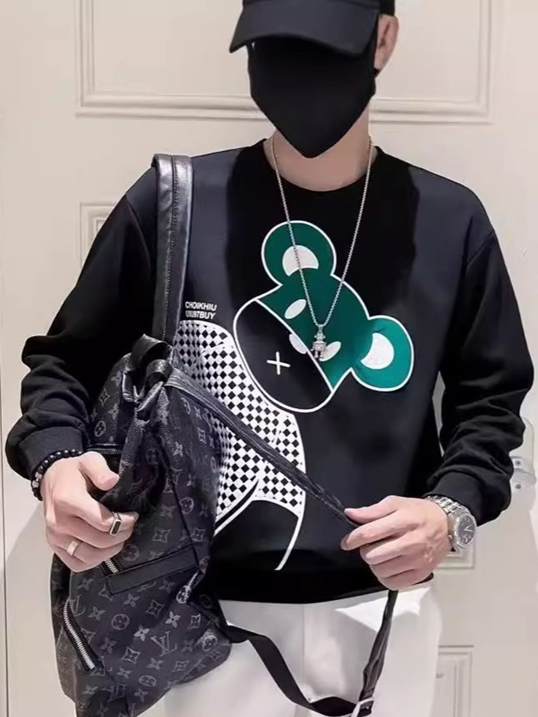 

StyleCast Men Printed Sweatshirt, Black