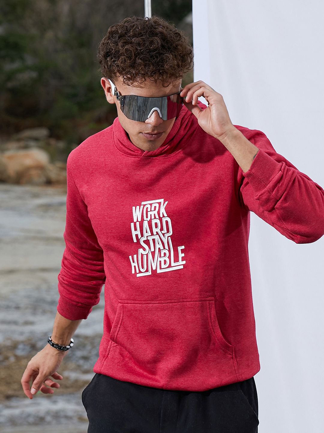 

Campus Sutra Men winters Hooded Sweatshirt, Red