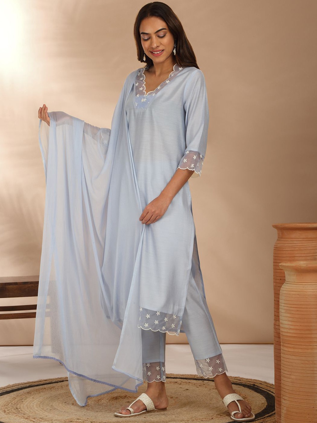 

Likha Floral Embroidered Thread Work Kurta with Trouser & Dupatta, Blue