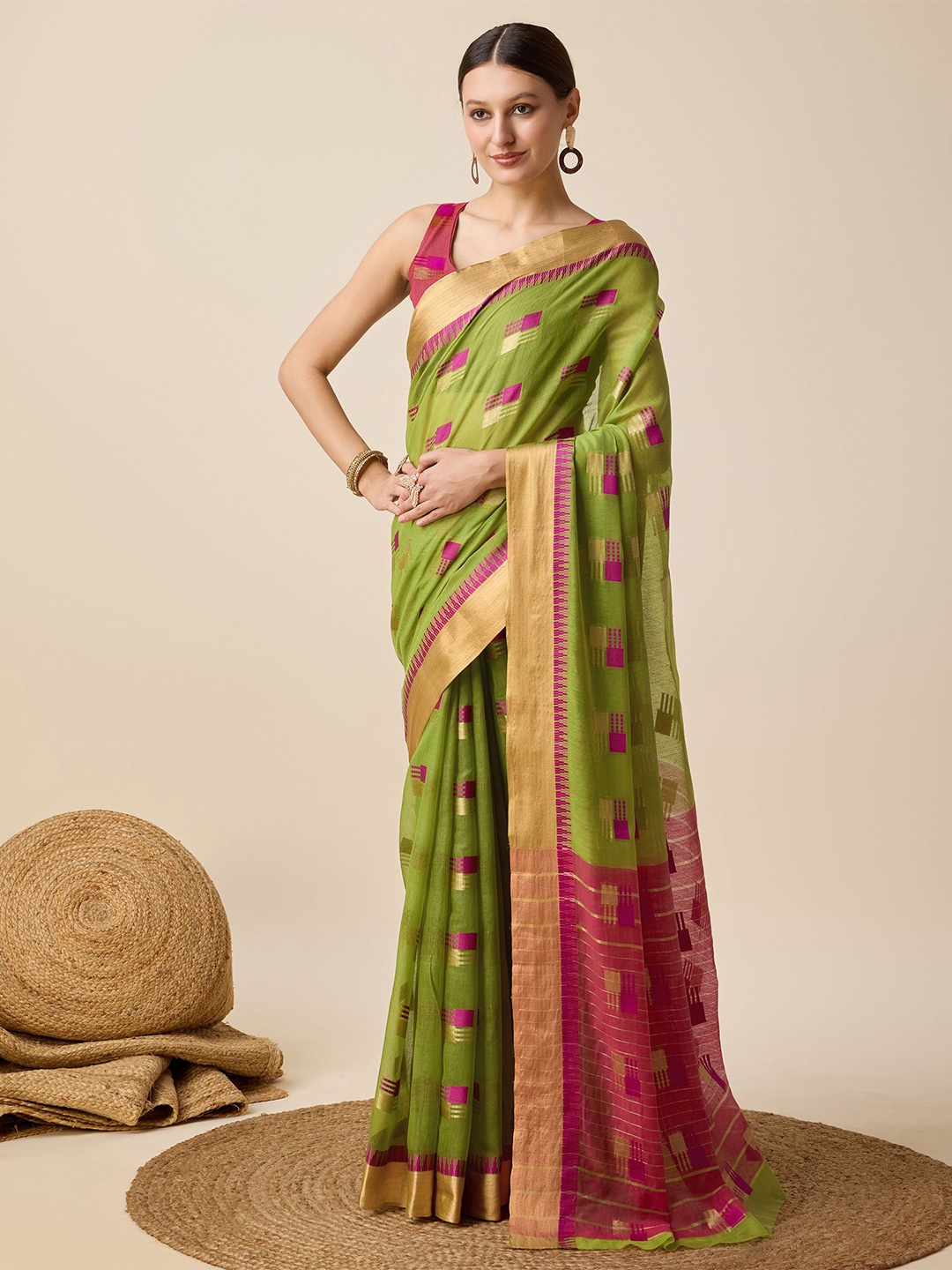 

KALINI Woven Design Zari Banarasi Saree, Green