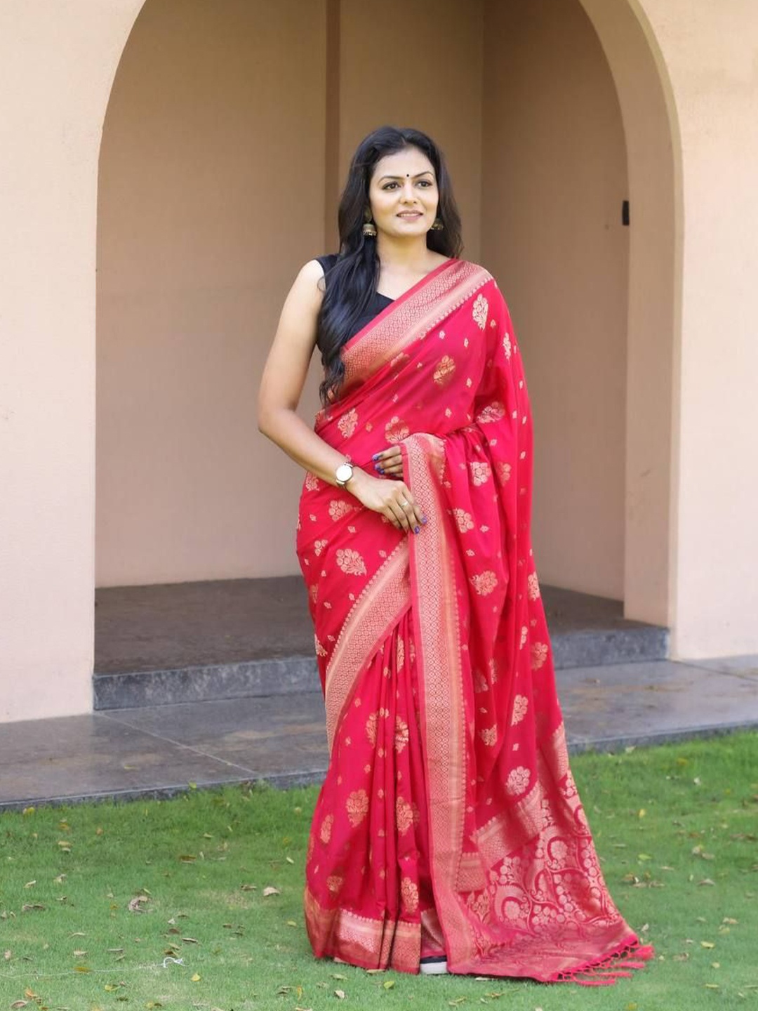 

MAHALASA Woven Design Zari Pure Silk Kanjeevaram Saree, Pink