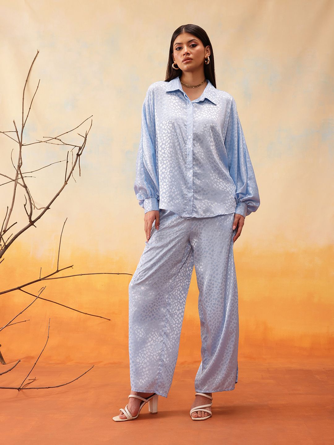 

indo street Self Design Shirt With Trousers, Blue