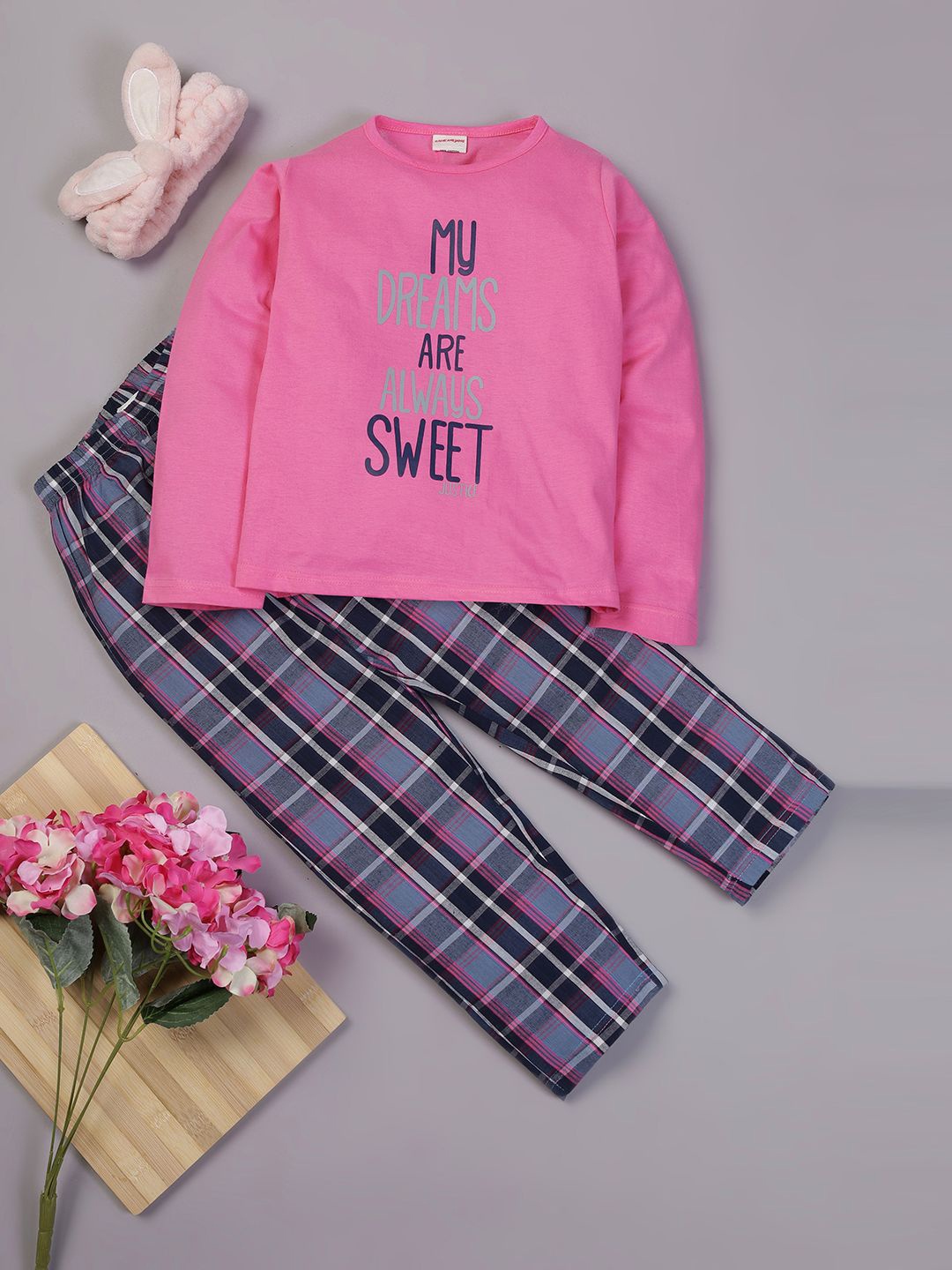

RAINE AND JAINE Girls Printed Night suit, Pink
