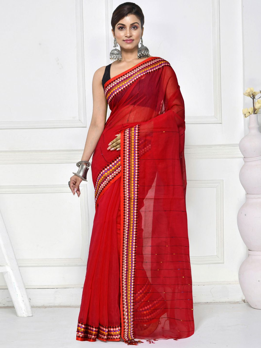 

Crochetin womens net Saree, Red