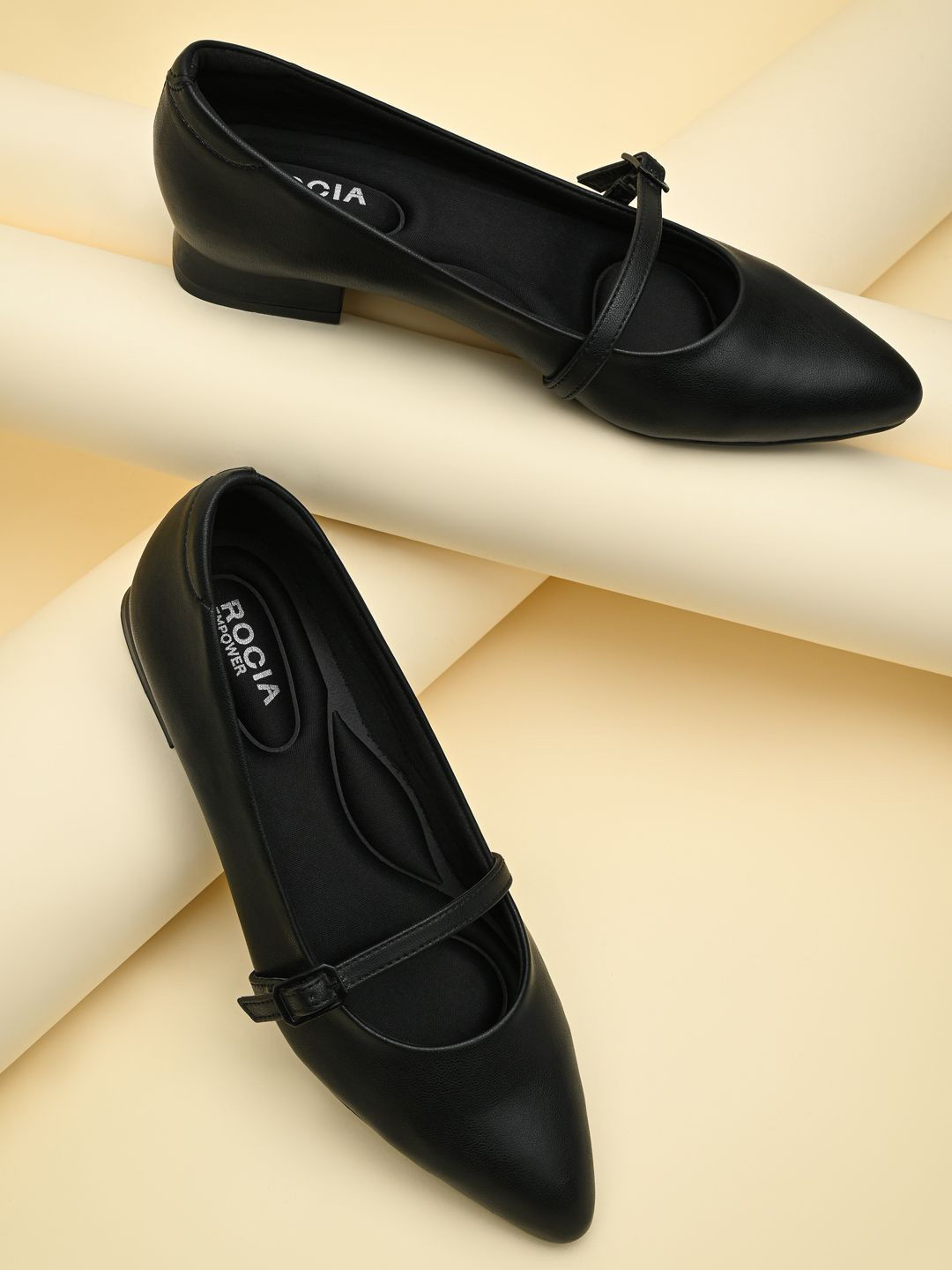

Rocia Women Block Heel Pointed Toe Mary Janes, Black