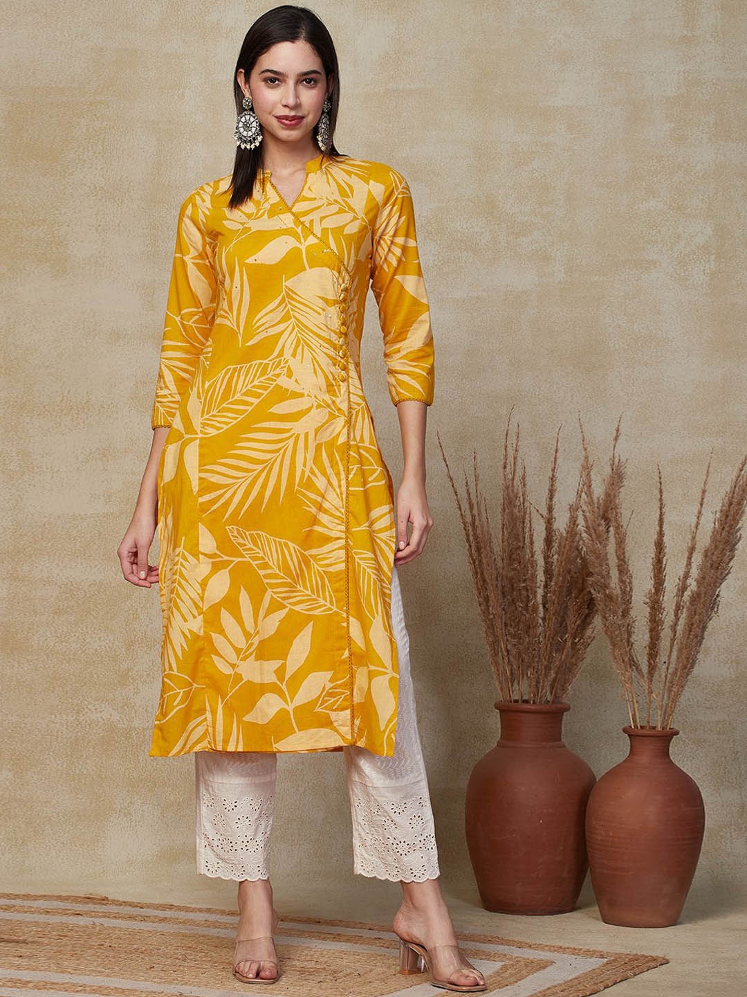 

FASHOR Floral Printed Mandarin Collar Cotton Straight Kurta, Yellow