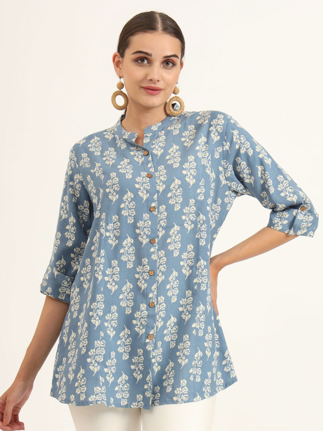 

Divena Floral Print Mandarin Collar Roll-Up Sleeves Ethnic Cotton Top, Blue