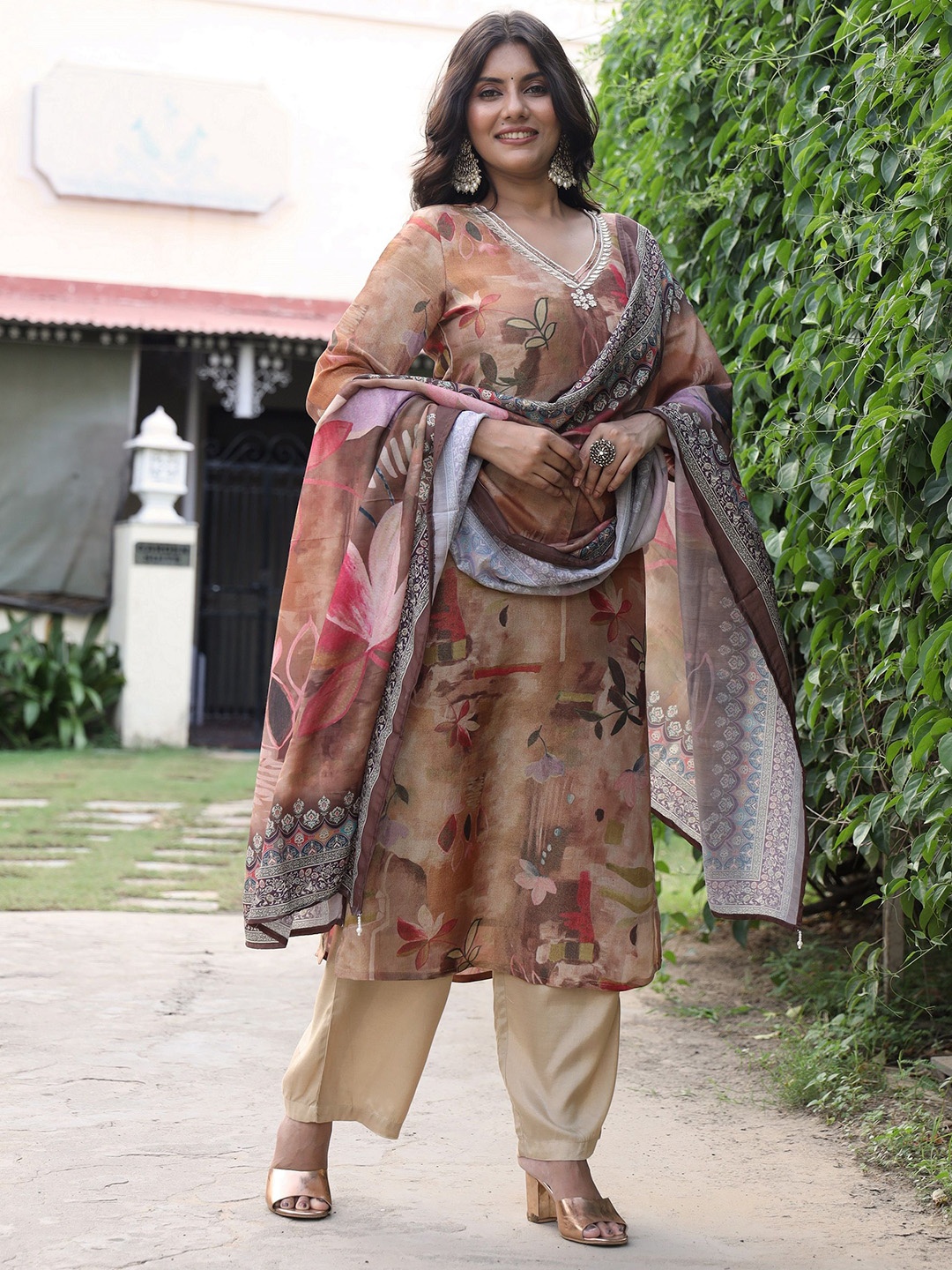 

VASVI Floral Embroidered V-Neck Beads And Stones Kurta With Palazzos & Dupatta, Brown