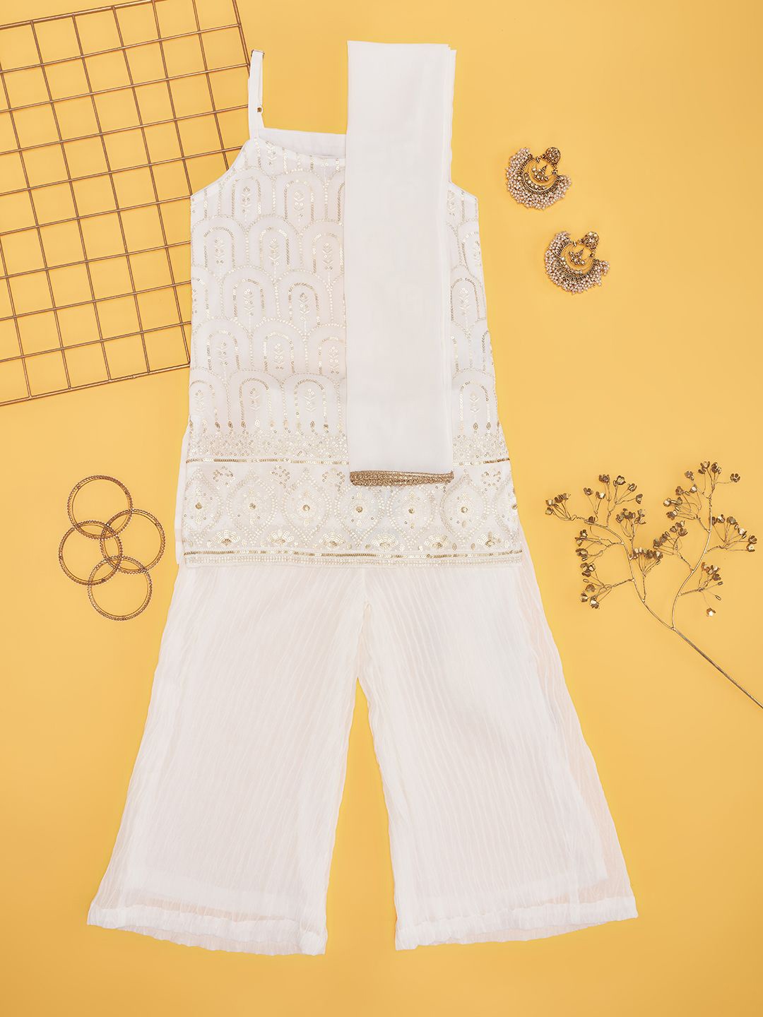 

AKKRITI BY PANTALOONS Girls Embroidered Regular Straight Kurti with Palazzos & Dupatta, Off white