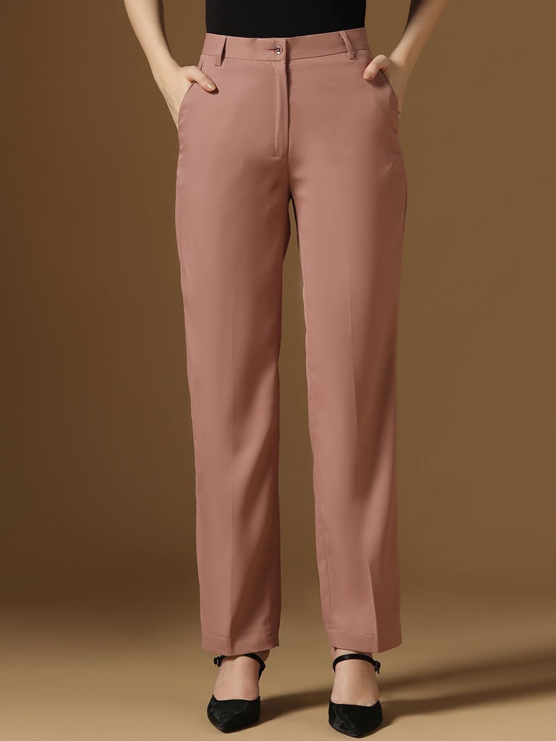 

TAHVO Women Relaxed Straight Fit Trousers, Pink
