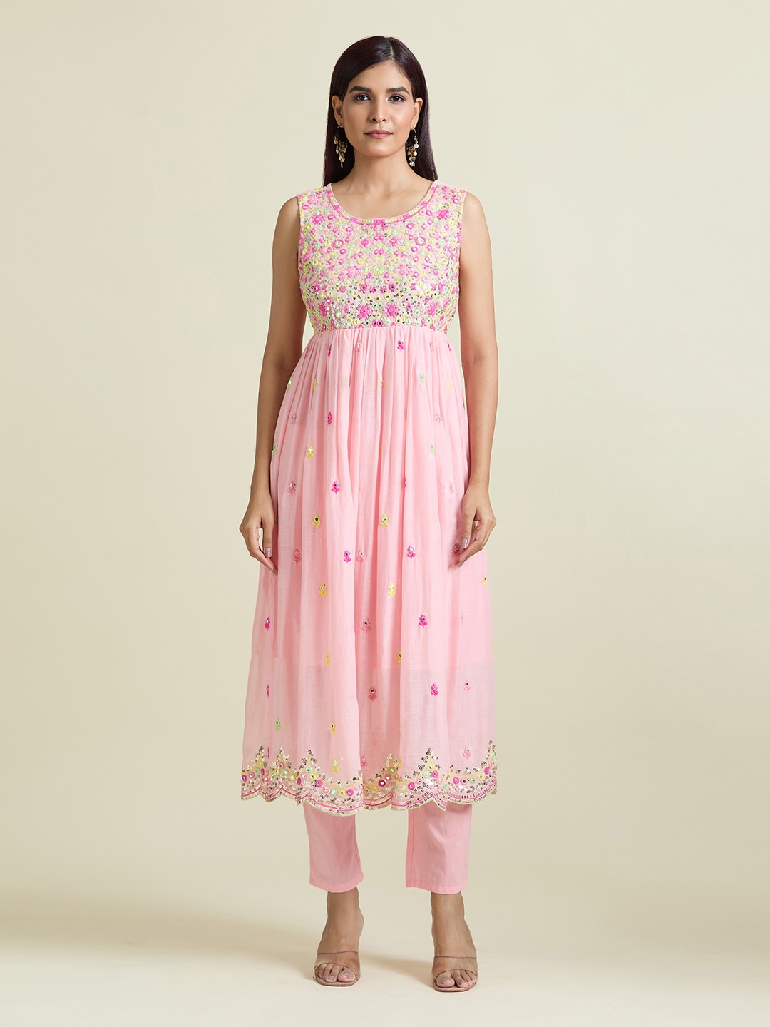 

Samyukta Singhania Floral Embroidered Pure Cotton Anarkali Kurta with Trousers & Dupatta, Pink