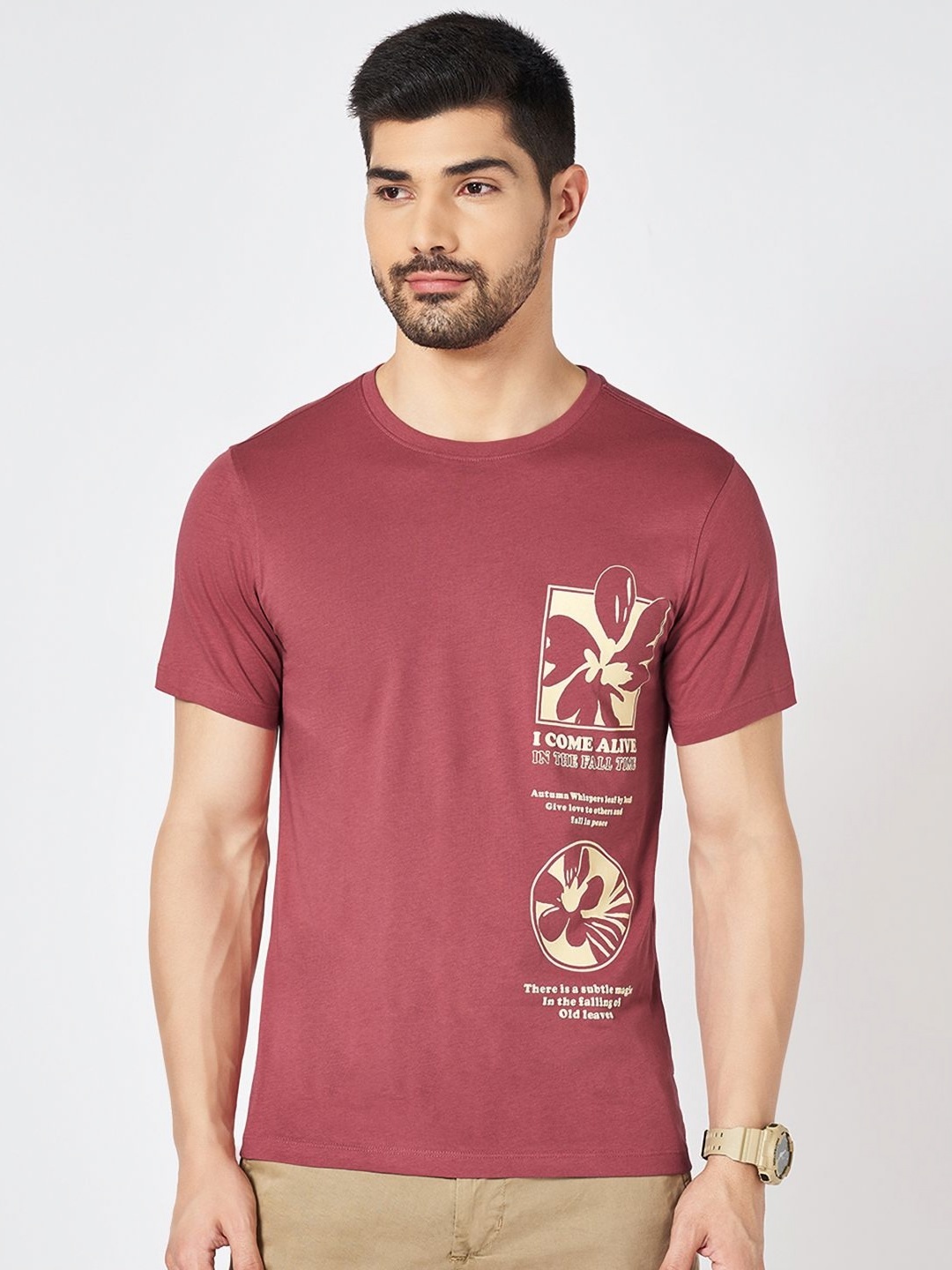 

Urban Ranger by pantaloons Men Graphic Printed Round Neck Cotton Slim Fit T-shirt, Mauve