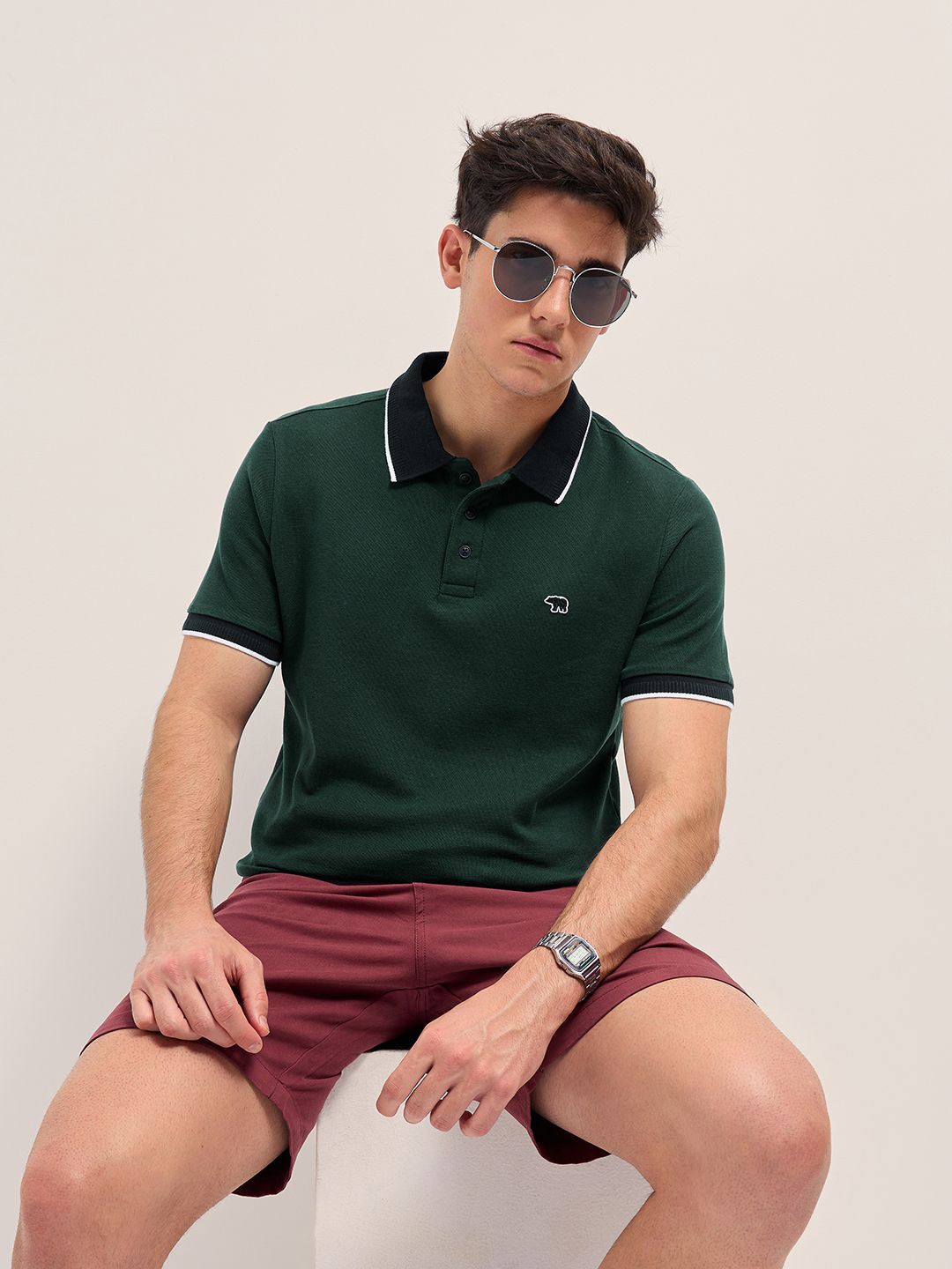 

THE BEAR HOUSE Men Solid Polo Collar Cotton T-shirt, Green