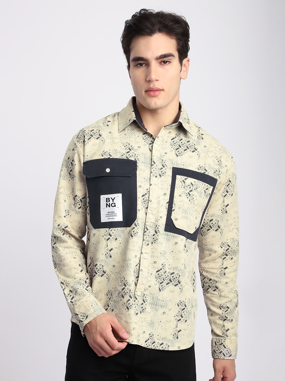 

Beyoung Men Abstract Printed Shacket, Beige