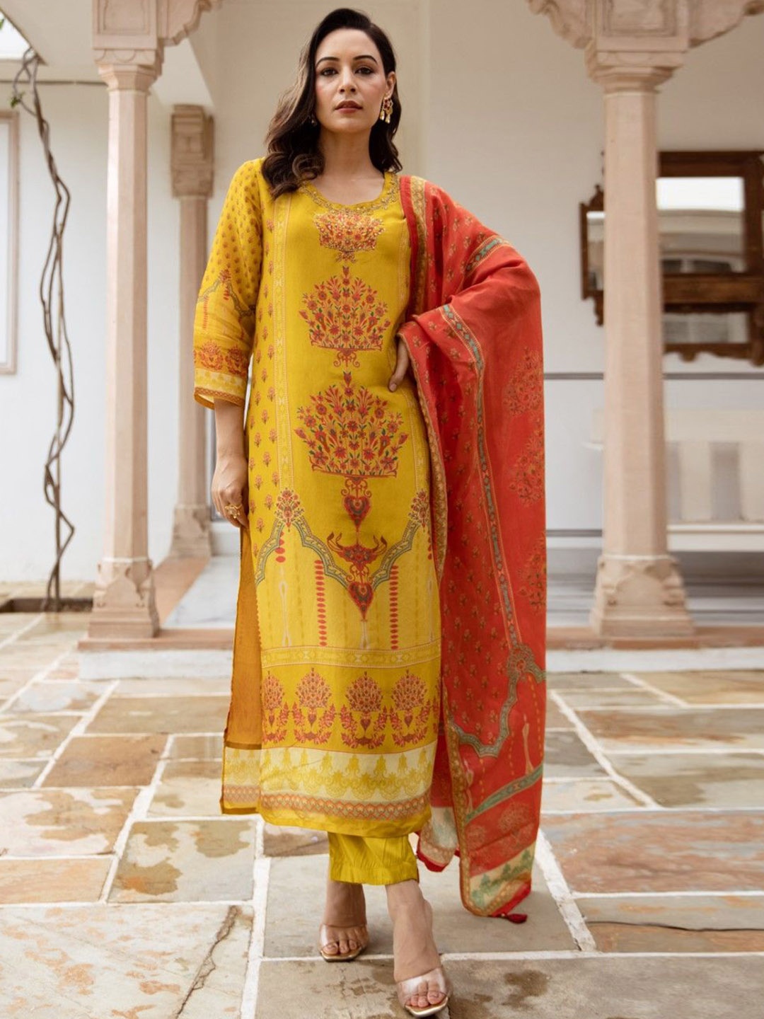 

AUTUMN LANE Floral Printed Cotton Silk Straight Kurta With Trousers & Dupatta, Yellow