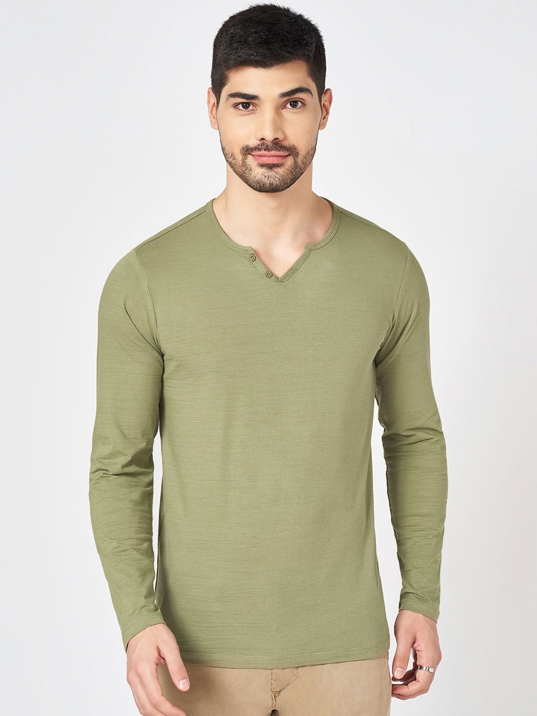 

Urban Ranger by pantaloons Men Solid V-Neck Cotton Slim Fit T-shirt, Olive