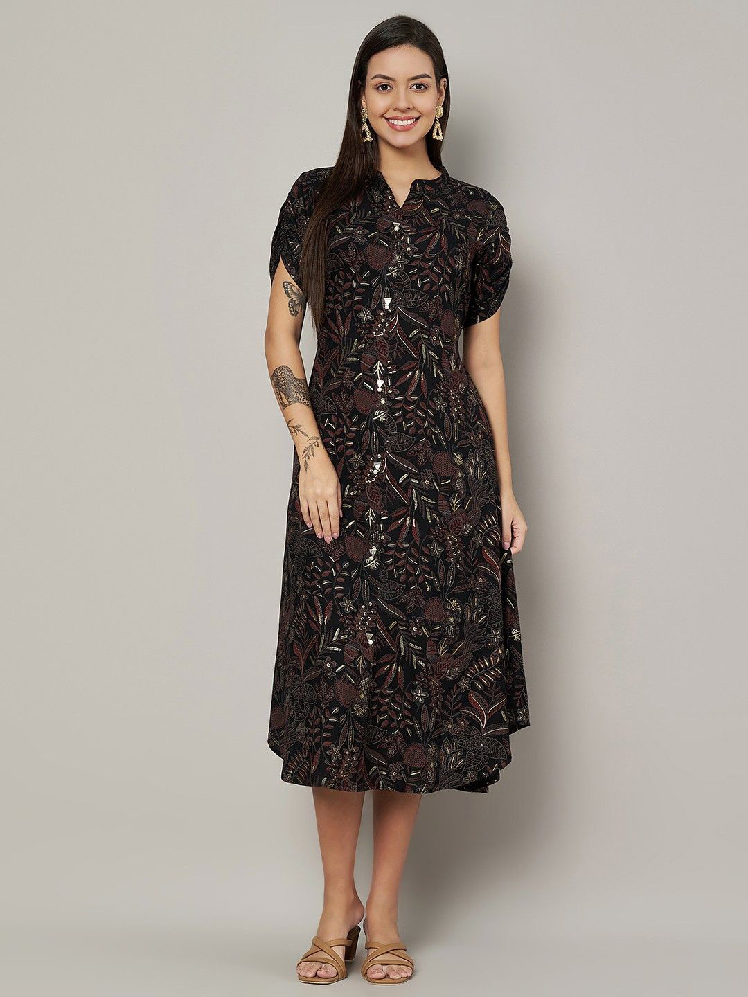 

Label Khoj Women Floral Printed Fit & Flare Midi Dress, Black