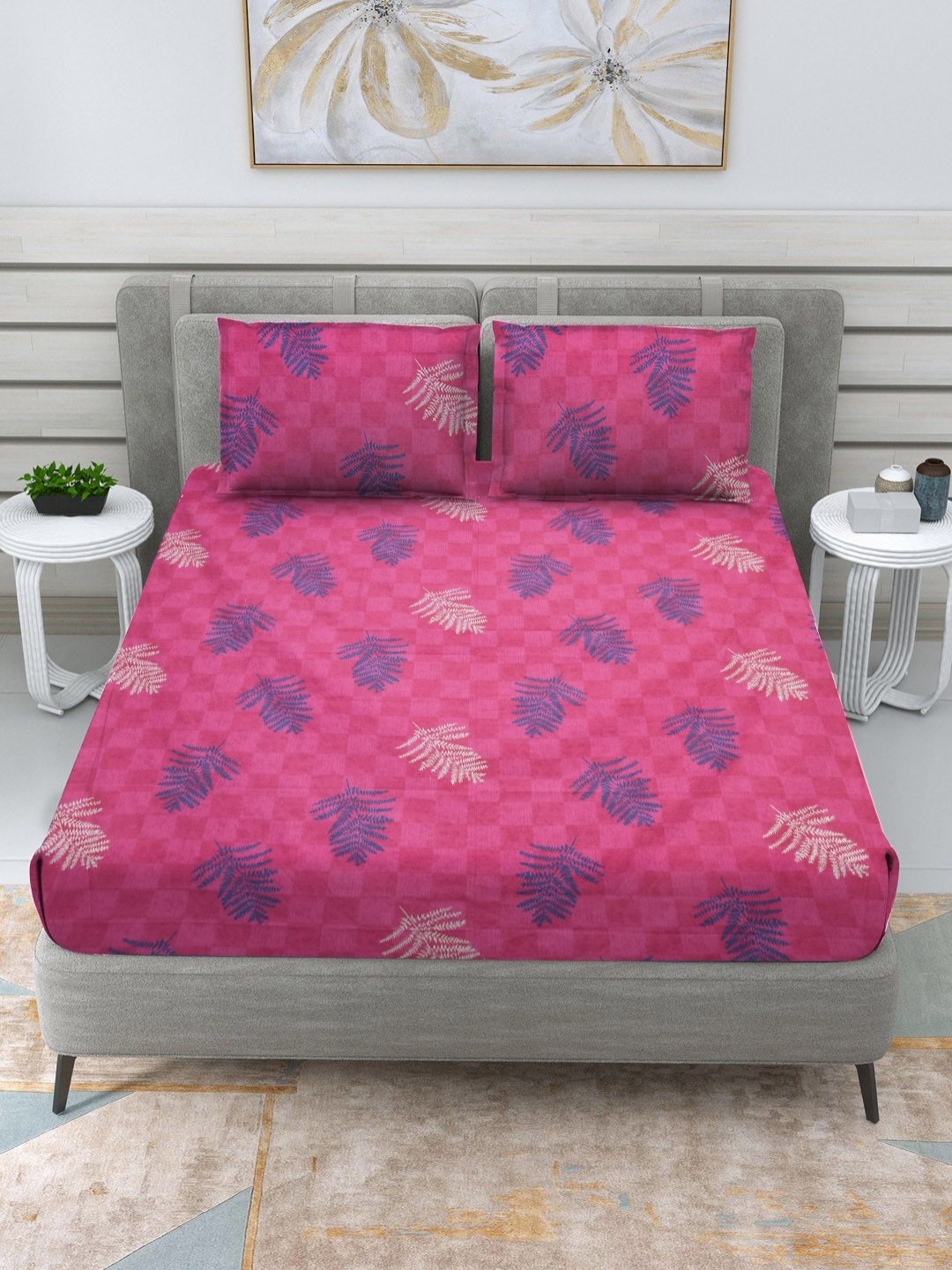 

RRC Maroon Floral Printed Cotton 152 TC King Bedsheet Set 2.74 m x 2. 74 m