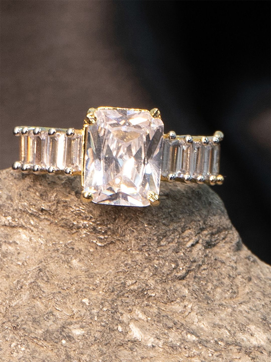 

SHARLEEZ Rhodium-Plated American Diamond-Studded Finger Ring, White
