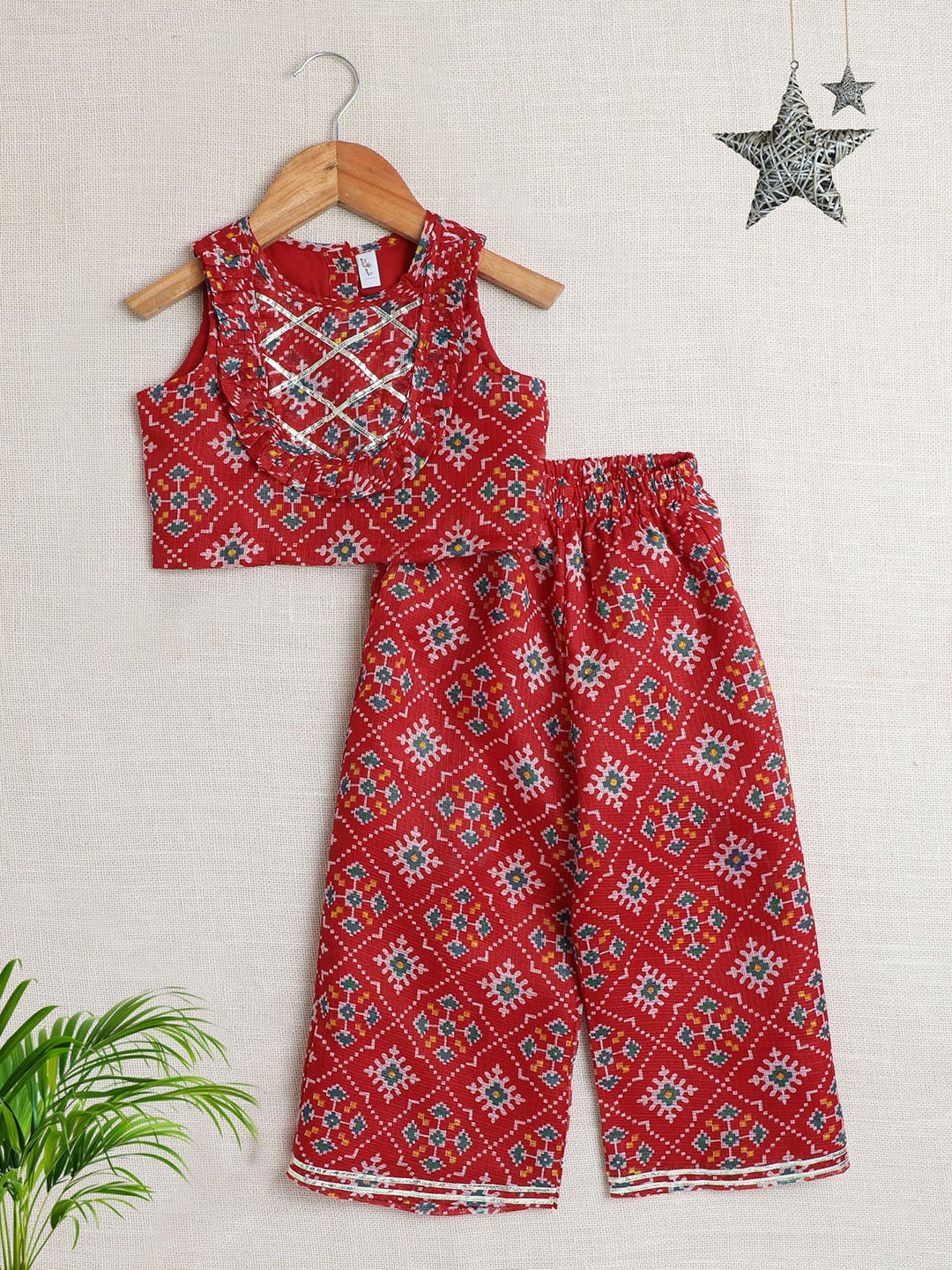 

The Magic Wand Girls Ethnic Motifs Printed Sleeveless Top With Trouser, Red