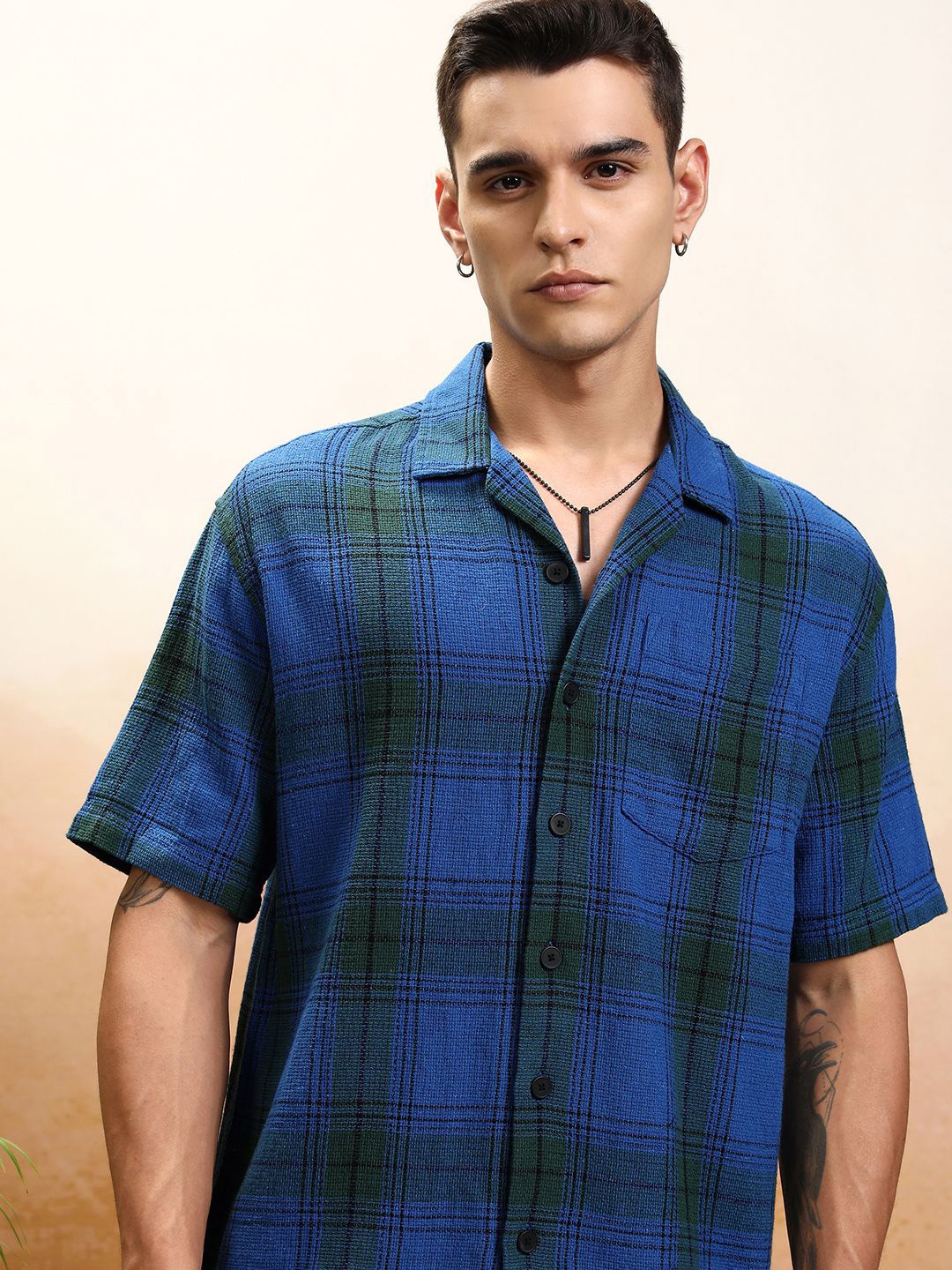 

Highlander Men Oversized Textured Dobby Checked Cuban Collar Shirt, Blue