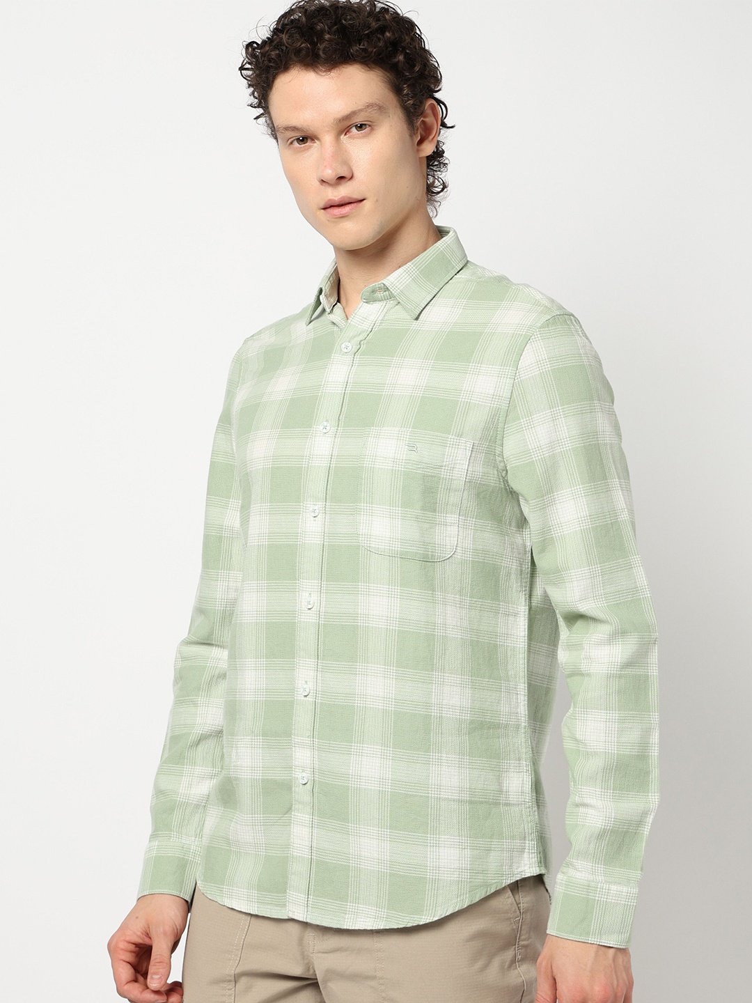 

Blue Buddha Men Comfort Spread Collar Checked Cotton Tailored Fit Casual Shirt, Sea green