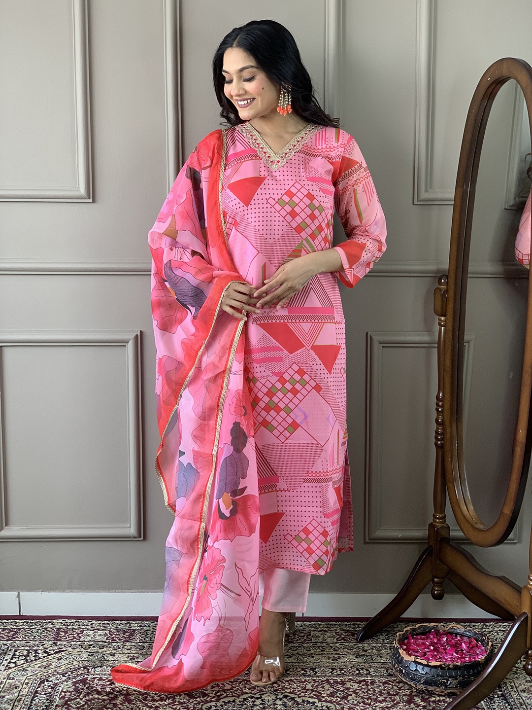 

KALINI Geometric Printed Sequinned Chanderi Silk Kurta with Trouser & Dupatta, Pink