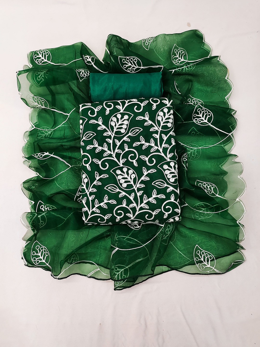 

Maroosh Floral Embroidered Thread Work Organza Unstitched Dress Material, Green