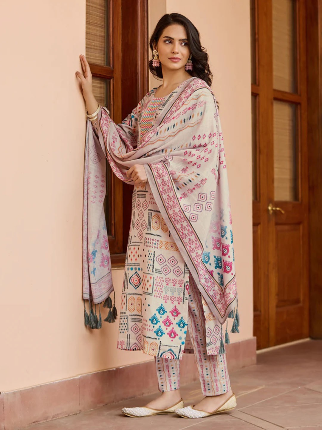 

KALINI Ethnic Motifs Printed Straight Kurta with Trousers & Dupatta, Beige