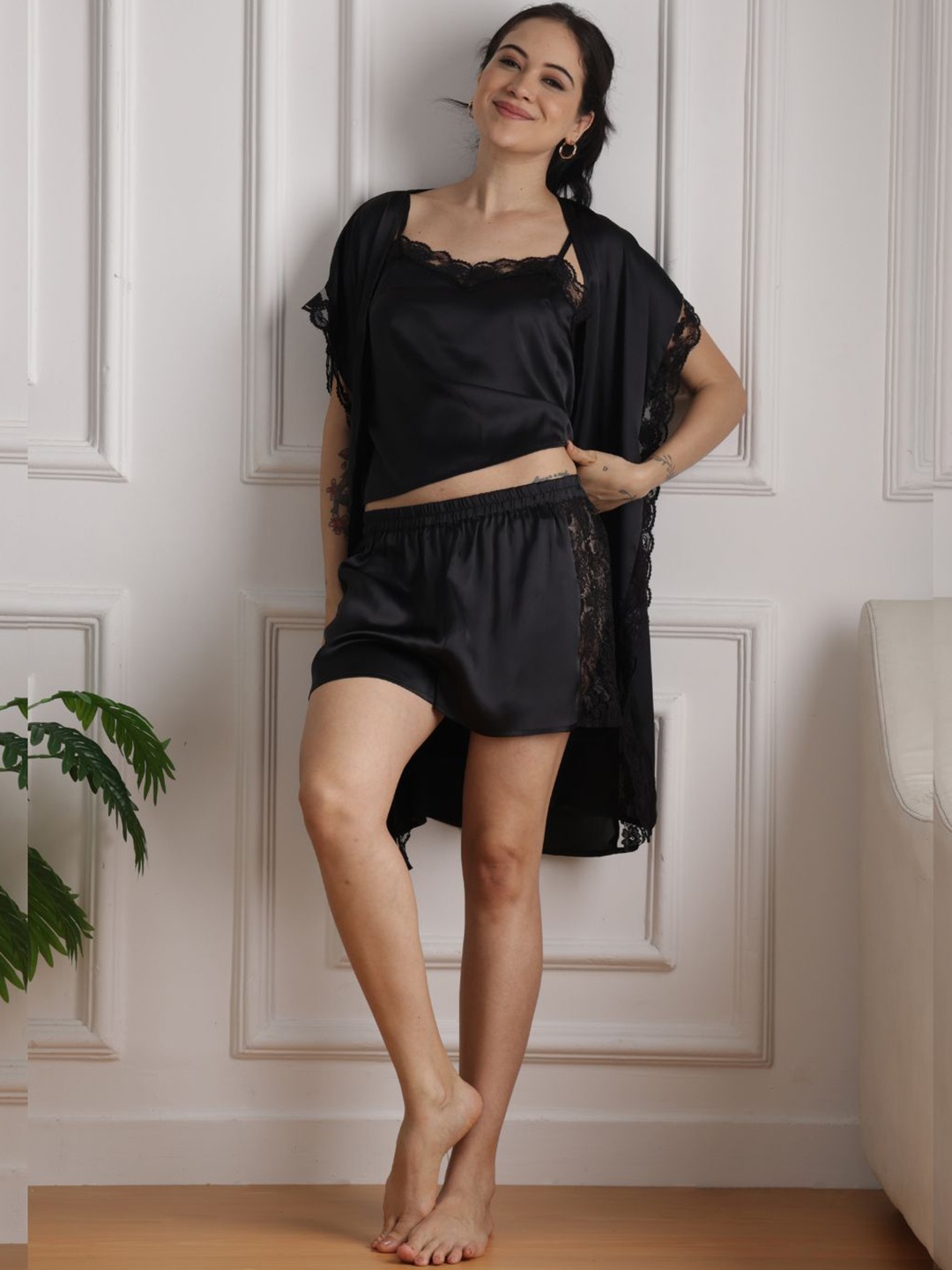 

Slumber Jill Women Lace-Detail Non Padded Camisoles, Black