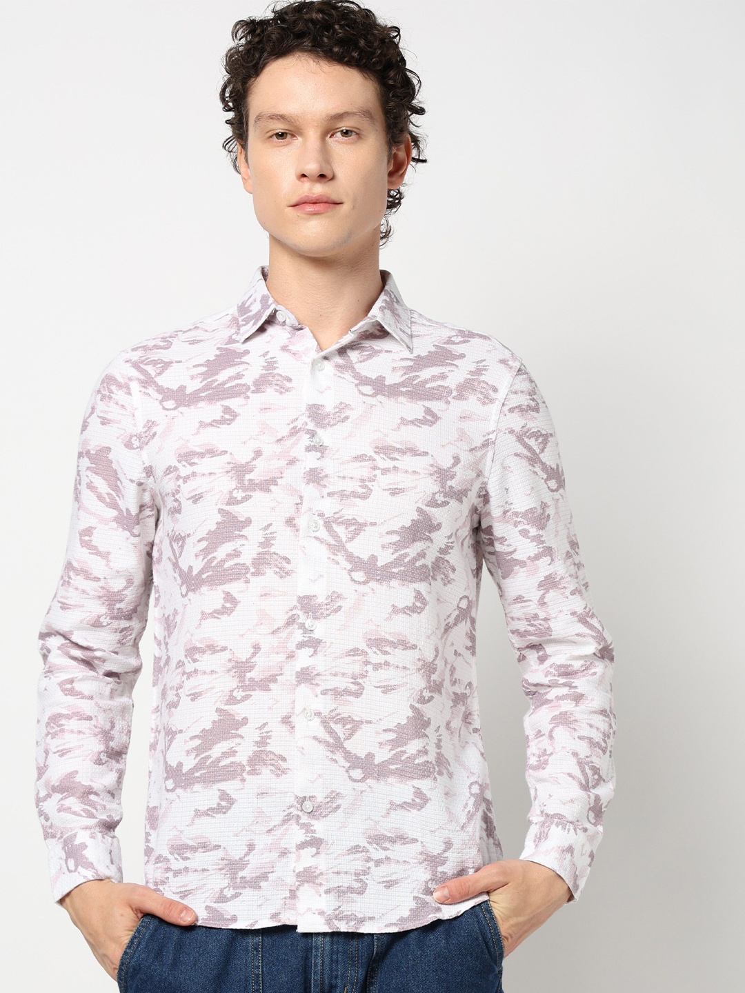 

Blue Buddha Men Comfort Tailored Fit Abstract Printed Pure Cotton Casual Shirt, Lavender