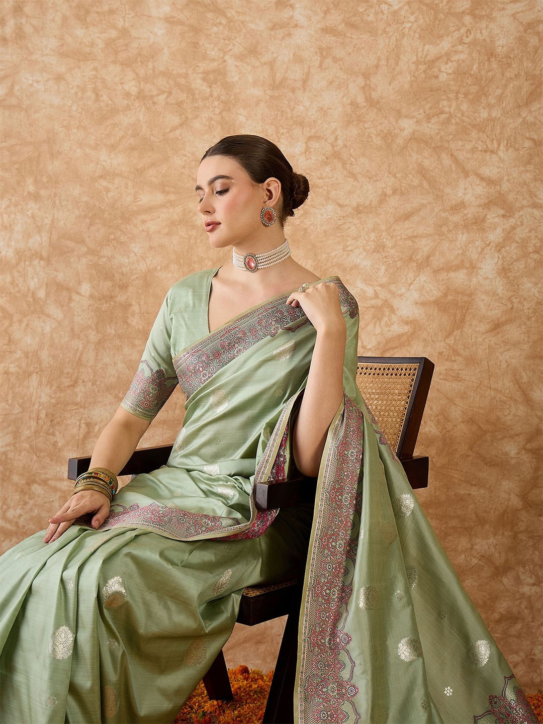 

Sangria womens banarasi Saree, Green