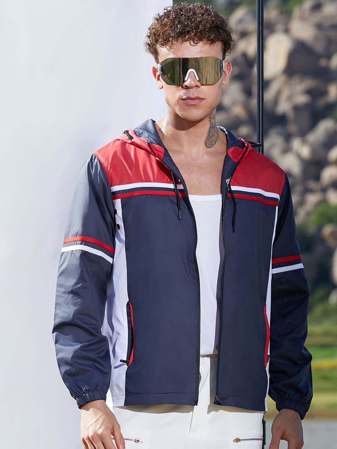 

Campus Sutra Men Hooded Colourblocked Casual Bomber Jacket, Navy blue