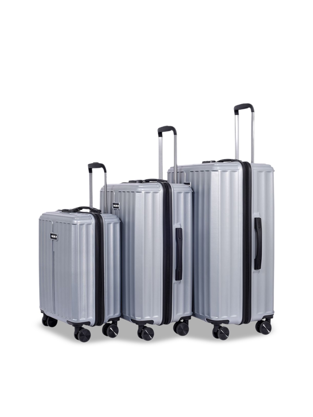 

Killer Set Of 3 Hard-Sided Large With Medium & Cabin Trolley Suitcase, Silver