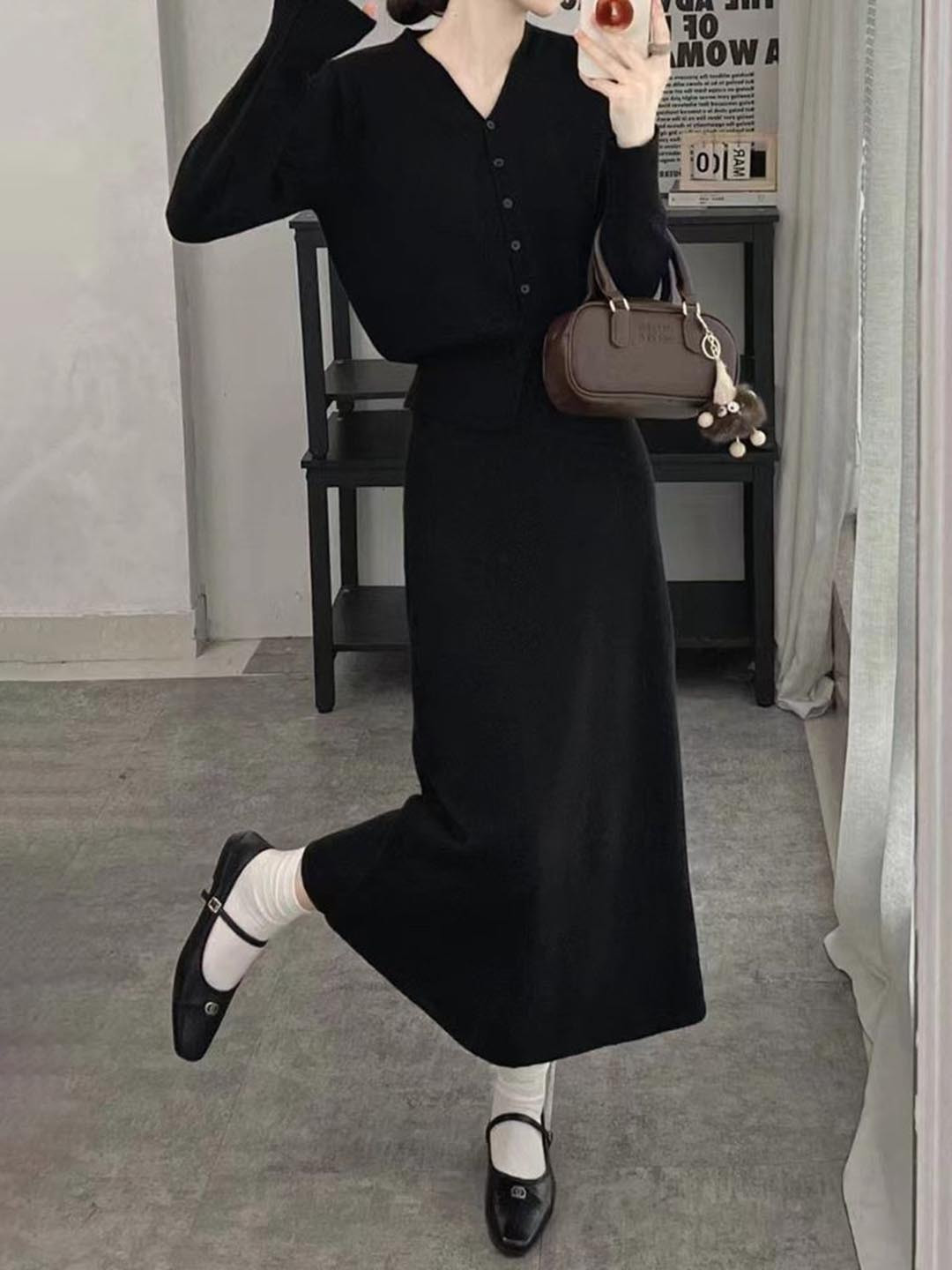 

LULU & SKY V Neck Long Sleeves Sweater With Skirt Co-Ords, Black