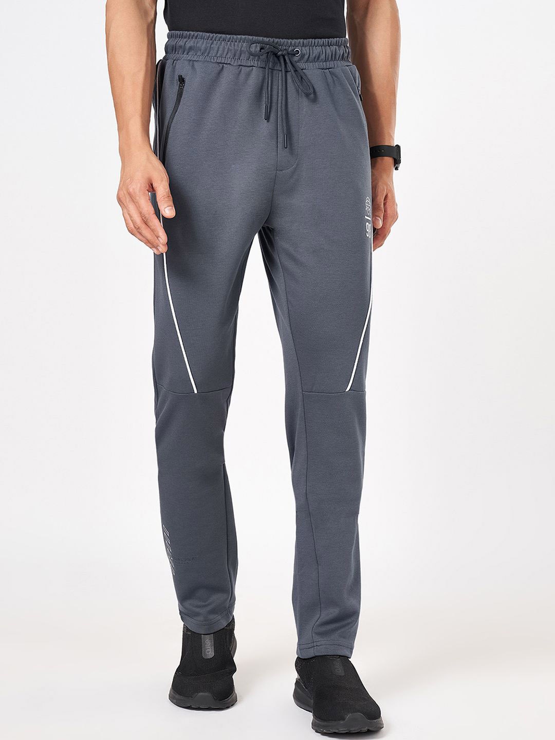 

Ajile by Pantaloons Men Grey Cotton Slim Fit Track Pants