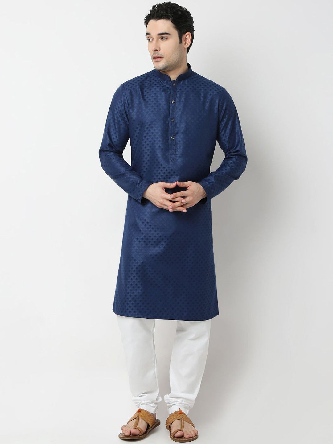 

Ethnicity Ethnic Motifs Woven Design Mandarin Collar Jacquard Straight Kurta and Pyjama, Navy blue