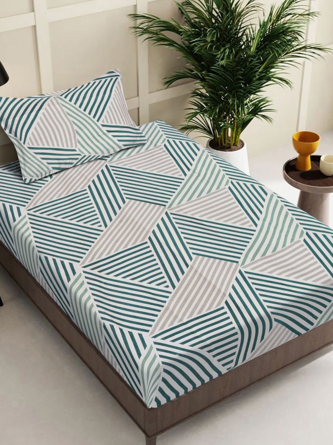 

FABINALIV White & Teal 300 TC Single Bedsheet with 1 Pillow Covers 2.54 x 2.74Mts